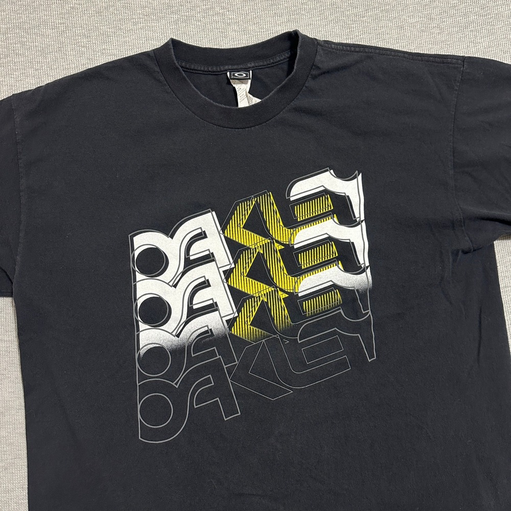 Oakley Graphic T-Shirt Distorted Layered Yellow Logo Print Black‎ Mens Size XL - Picture 3 of 8